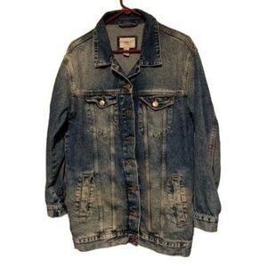 Forever 21 Women’s Size Small Denim Trucker Jacket